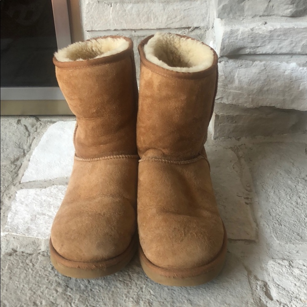 Tan Short UGG Boots Size 10